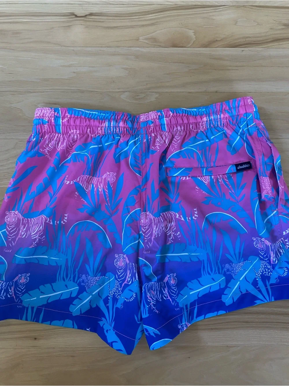 Chubbies Swim Trunks Medium 4” Inseam Men’s Swim Trunks